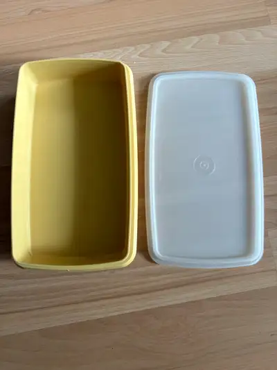 Vtg Tupperware Container 9.5” x 5.5” , View more
