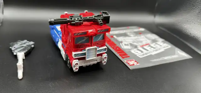 Transformers Starscream, Crowbar, Optimus Prime in Toys & Games in Oshawa / Durham Region - Image 8