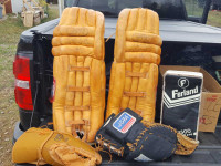 Goalie pads with blocker and trapper