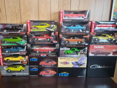 1/18 ACME/Autoworld/Authentics/YCID Challenger/Charger/Cuda/Dart, View more