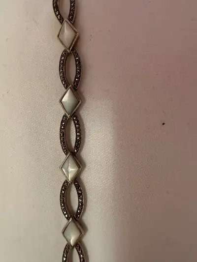 O- A BEAUTIFUL RARE 925 ART DECO VINTAGE  BRACEET, View more