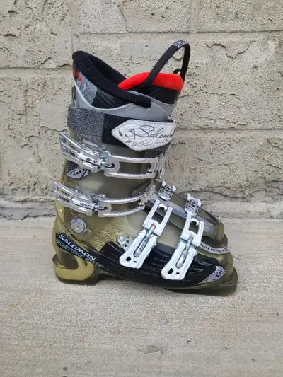 Salomon ski boots 24.5, View more