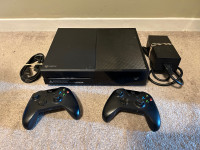 XBOX ONE System with 2 Controllers