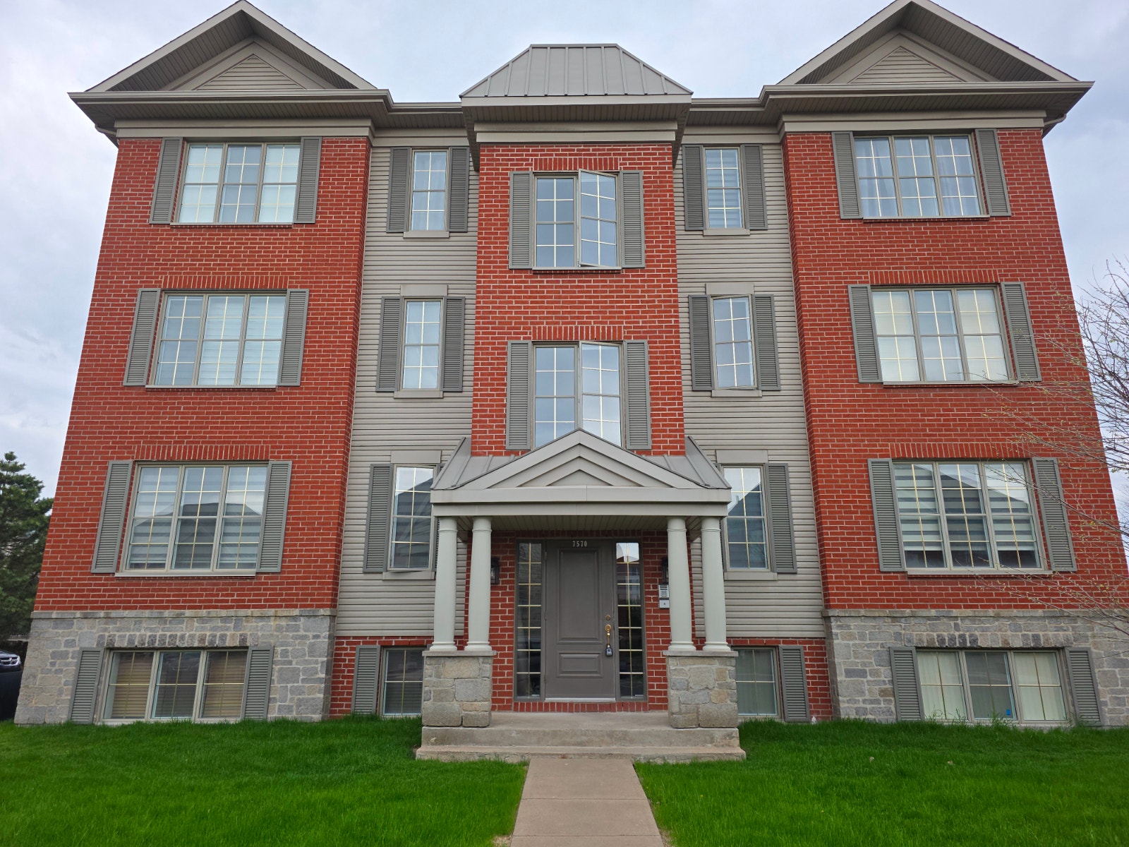 Condo 4 1/2 à louer - Brossard - Dix30 — photo 1