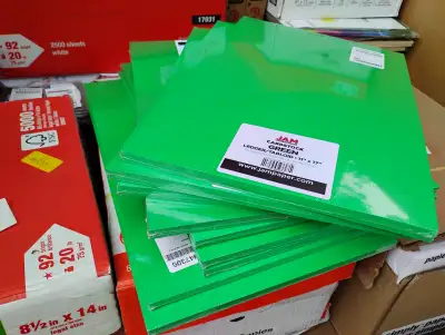 Papier cartonné vert 11 x 17 65lb Cardstock - Green, View more