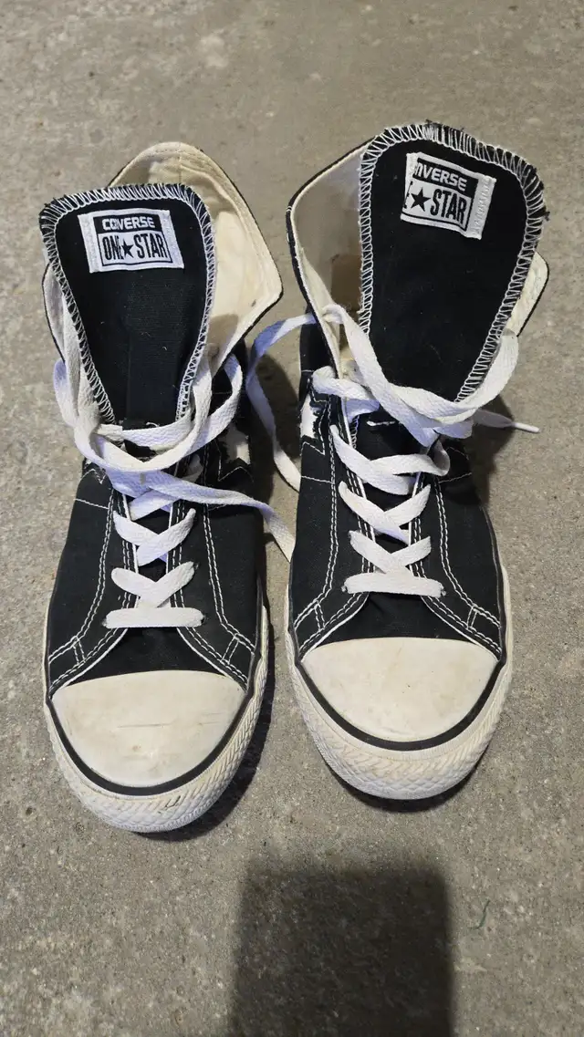 Converse OneStar ankle shoes - Mens size 9 in Men's Shoes in City of Toronto - Image 2