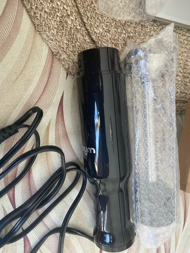 hand immersion blender  in Processors, Blenders & Juicers in Hamilton - Image 2