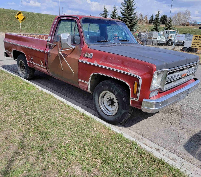 Low km 1976 GMC c25 with 454, Vancouver Island truck Classic Cars