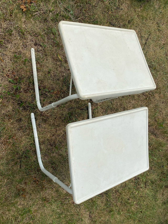 Table Mate - adjustable tv table  in Other in Winnipeg - Image 2