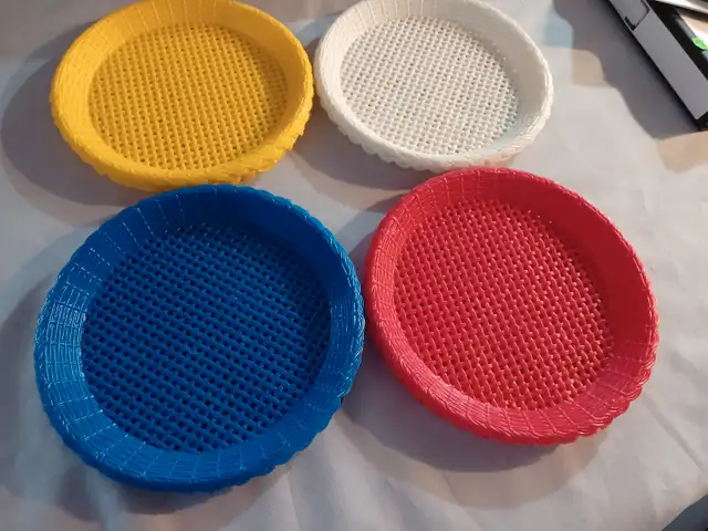Vintage plastic paper plate holders63694126980867120