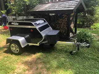 Rare remorque cargo High Country tout aluminium Poids de 400 lbs et capacité de chargement 1250 lbs...