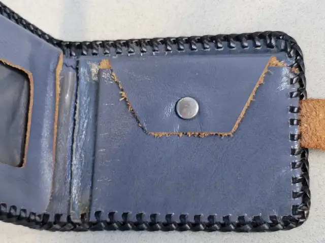 Classic handmade leather Western wallet. 64959977248129123