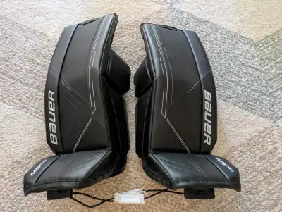 Youth goalie pads EUC, View more