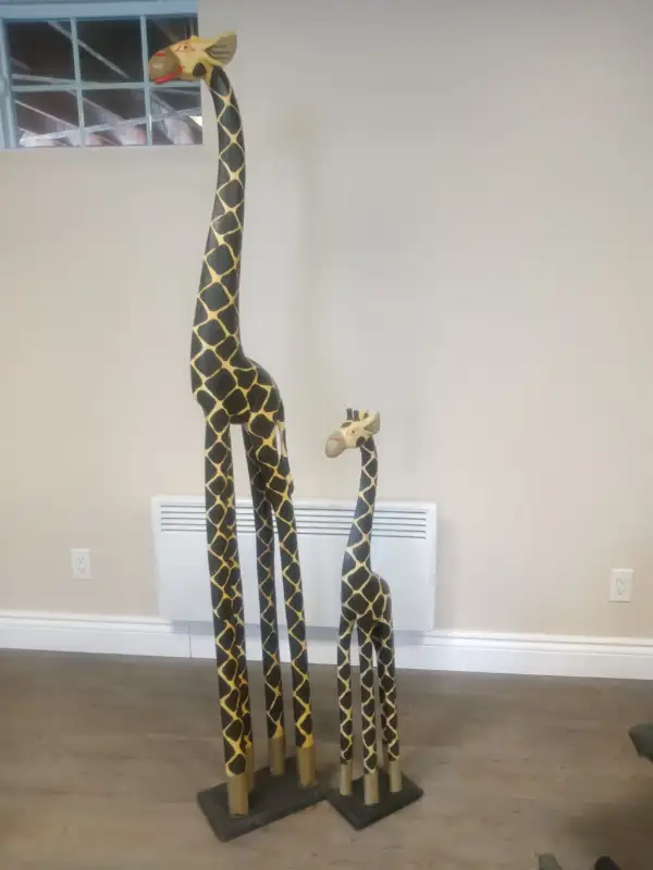 2 Wooden Giraffes..!63848995903873123