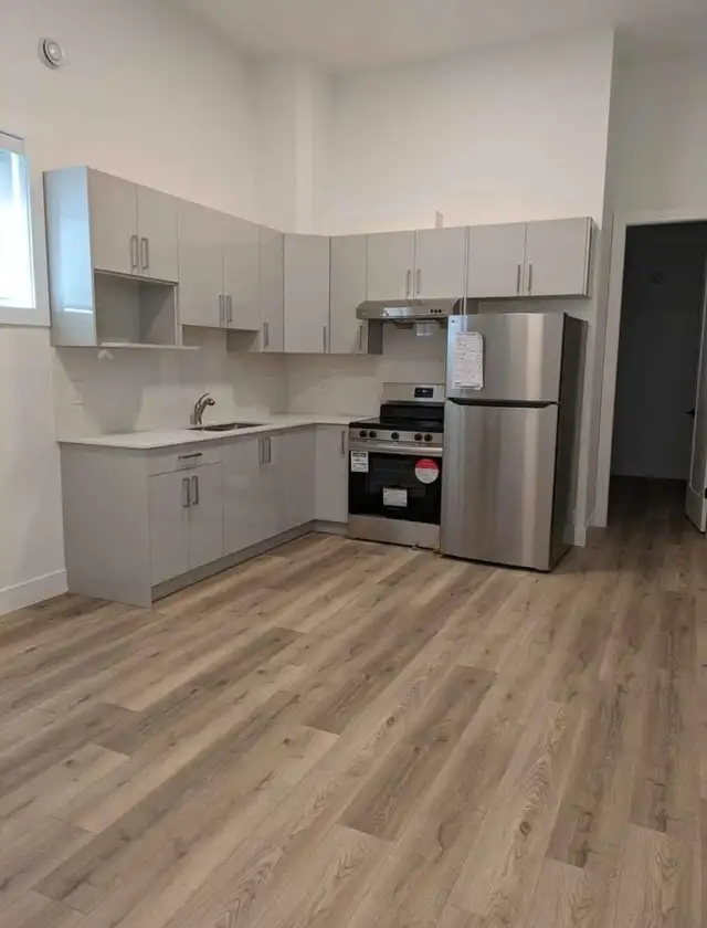 2 Bedroom 1 Bathroom suite for rent