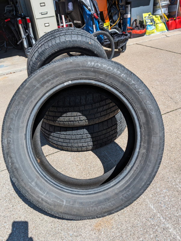 4  MOTOMASTER   225/60 R17 99T ALL SEASON TIRES in Tires & Rims in St. Catharines