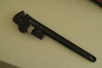 National Tool 18" Pipe Wrench Made in Canada