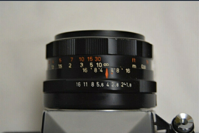 Vintage Praktica LTL-3 Camera & Pentacon 50mm f1.8 Auto Lens in Cameras & Camcorders in Mississauga / Peel Region - Image 4