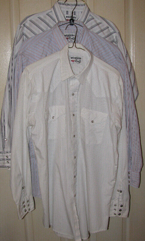 Mens Vntg Western Craft Long Sleeve Shirt w/Snaps Made In Canada in Arts & Collectibles in Saint John