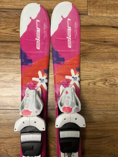 90 cm Skis, View more