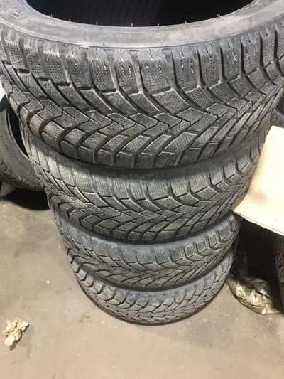 4 tires 245/40 R18