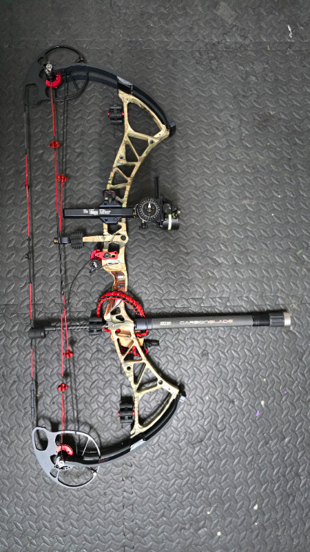 Bowtech Experience Compound Bow, Full Build in Fishing, Camping & Outdoors in Delta/Surrey/Langley