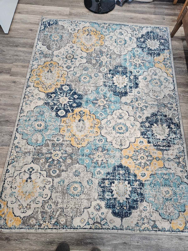 Blue, Yellow & Grey 5.3' x 7.7' rug in Rugs, Carpets & Runners in Bedford