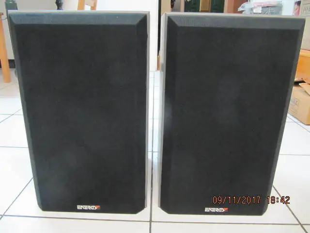 Classic Energy Monitors 6" ported driver & Tweeter Circa1980-90s in Speakers in Mississauga / Peel Region - Image 3