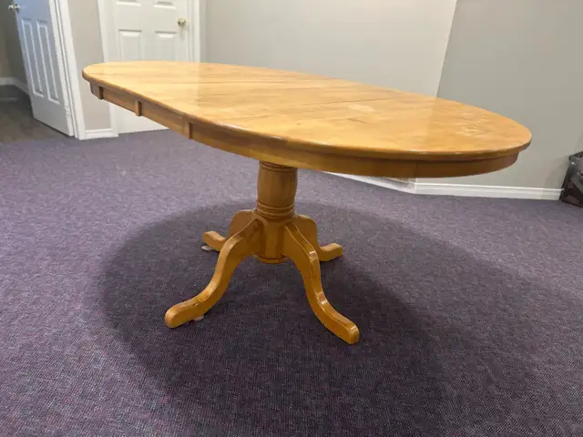 Solid Wood Dining Table and 6 Chairs in Dining Tables & Sets in Oakville / Halton Region - Image 6