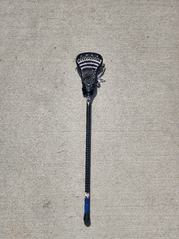 Under armour youth lacrosse stick for sale! in Lacrosse in Winnipeg