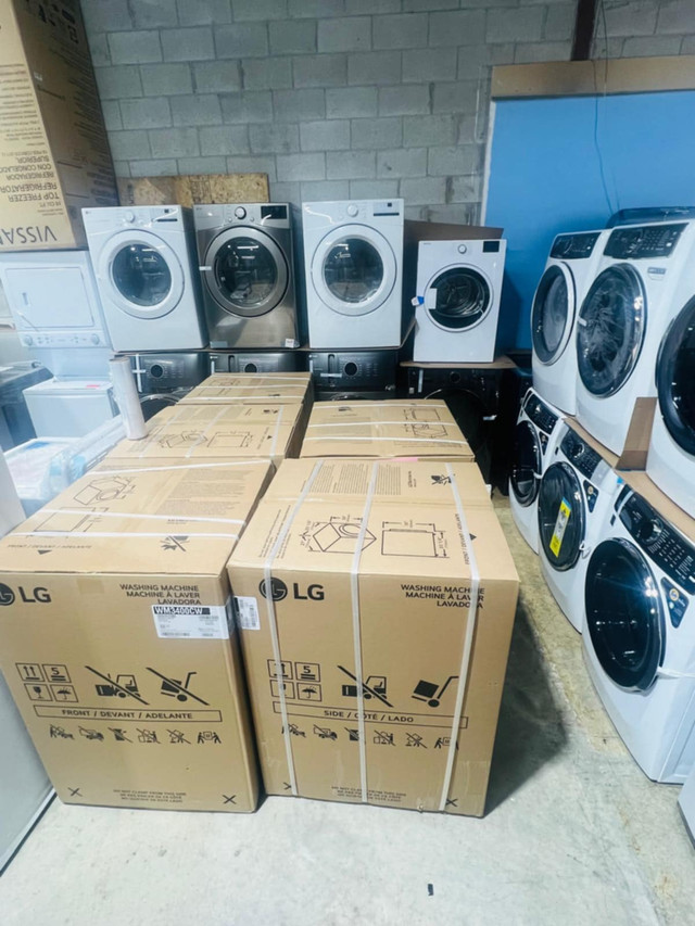 LG 5.2 cu ft.  Front Load Steam Washer, For Sale! in Washers & Dryers in Mississauga / Peel Region - Image 3