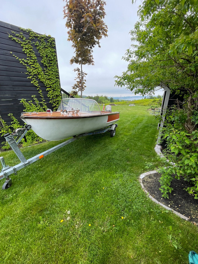 1953 mahone bay plycraft in Powerboats & Motorboats in Bedford - Image 2