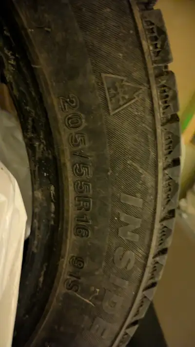 3 Pneus d'hiver Aptany 205/55 R16 91S