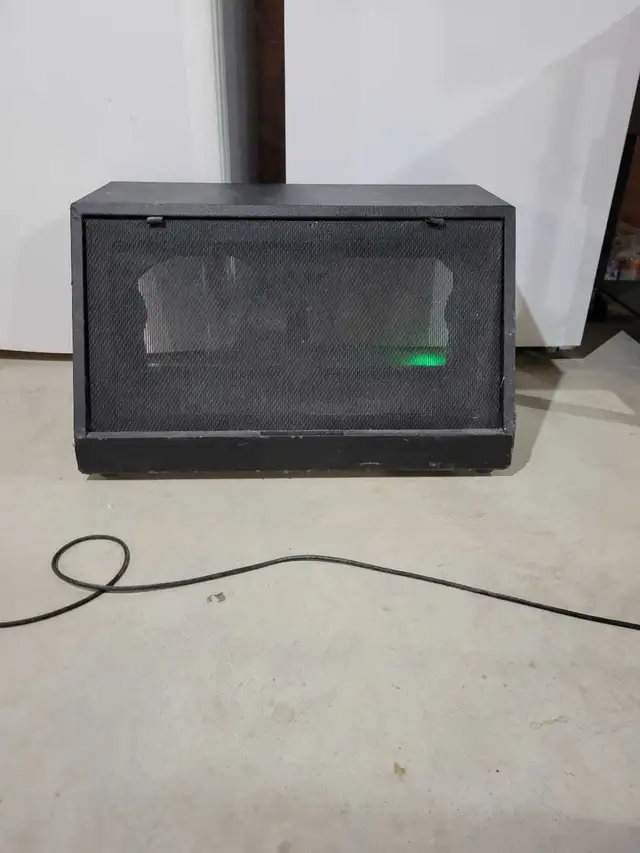 Empty, unloaded 2x12 Amplifier cab | Amps & Pedals | Kawartha Lakes ...