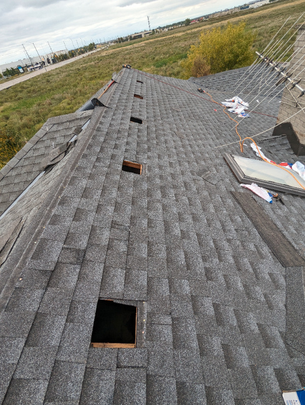 Roof replacement/ Roof repairs/ vents/ Skylight - free estimate in Roofing in Mississauga / Peel Region