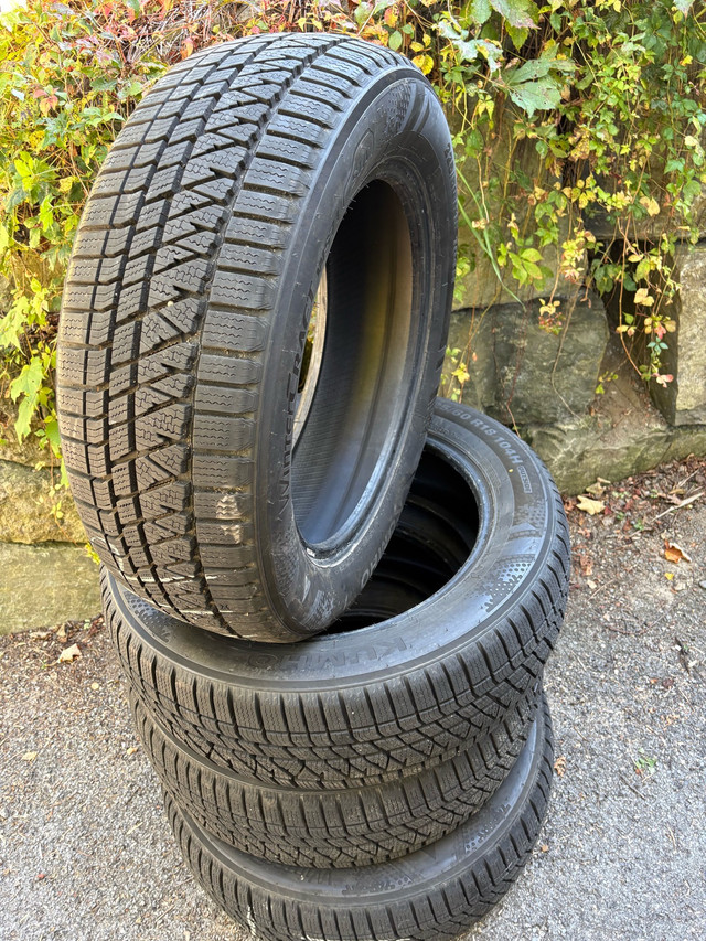 225/60/R18 winter tires in Tires & Rims in Ottawa
