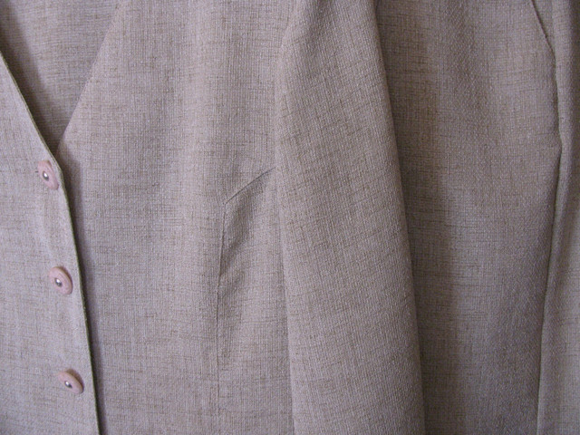 Vintage Optionelle Skirt Top Pants & Shorts 4PC Set Sz Sm Taupe in Other in Saint John - Image 3