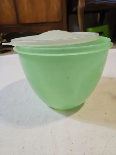 Vintage Tupperware Lettuce Crisper Crispit, View more