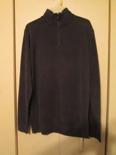 men's sweater (L) new never worn)., View more