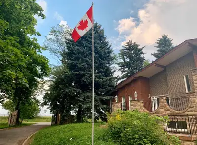 5 Bedrooms 3 Washrooms house for Rent in Brampton