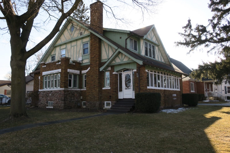 ST. JACOBS Charming 3 Bedroom House for Rent AVAILABLE Aug 1 Long