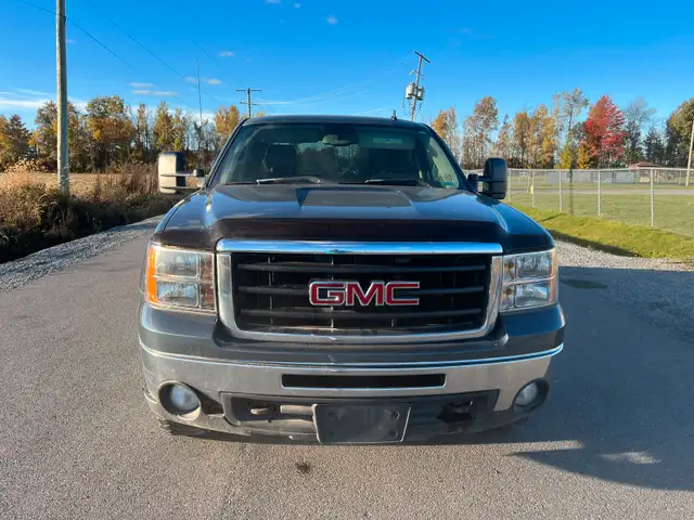 2007 GMC SIERRA 1500 VORTEC MAX CREW CAB in Cars & Trucks in Ottawa - Image 3