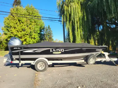 • Ensemble très bien entretenu, idéal pour la pêche sportive. Rare configuration avec moteur récent...