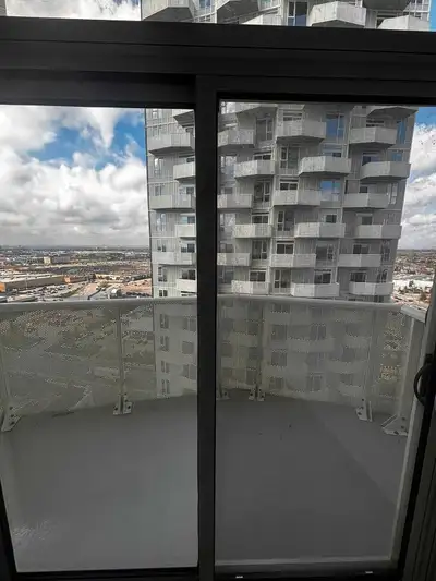 1 +1 Bedroom 1 Washroom available for Rent