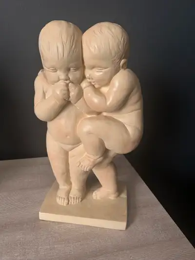Alva Chan sculptures, View more