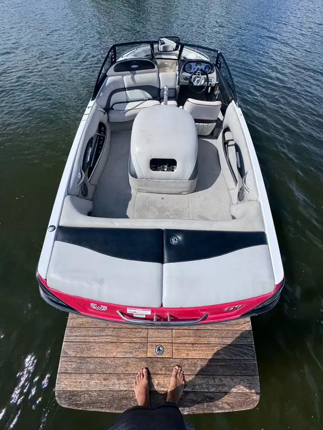 2008 MALIBU RESPONSE LXI BOAT in Powerboats & Motorboats in Prince Albert - Image 5