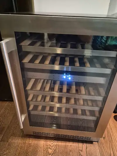 High-end Vinopazzo Wine Cooler - as is, not cooling, View more