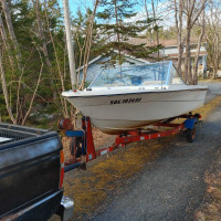 14' fiberglass speed boat