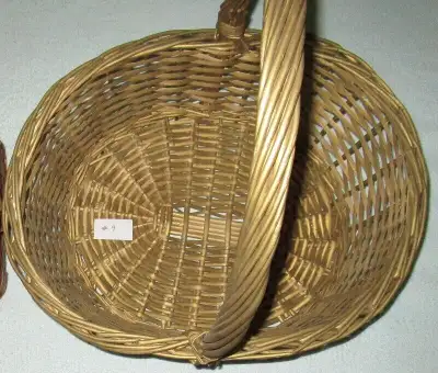 BASKET – GOLD – LARGE, View more