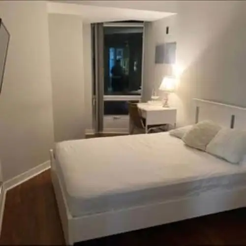 Private room for rent in Room Rentals & Roommates in City of Toronto - Image 7